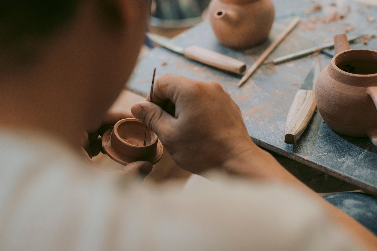 Featured image for article: Essential Pottery Tools for Beginners: What You Actually Need to Start